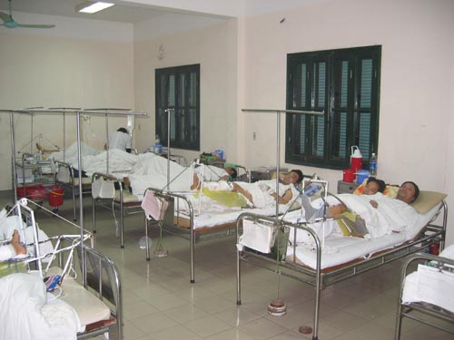 Patient wards at Viet-Duc Hospital.